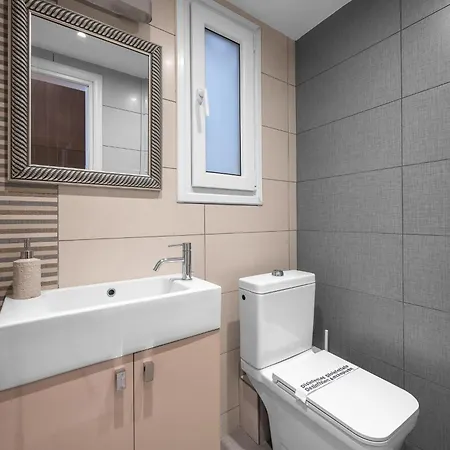 Sea Aura Luxury View, Nilie Hospitality Mgmt *